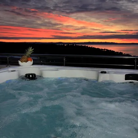 Apartament Lux Penthouse With Beautiful Sea And Island View 6 + 2