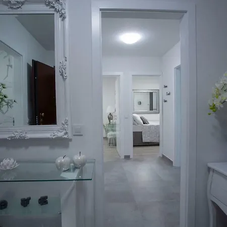Lux Penthouse With Beautiful Sea And Island View 6 + 2 Apartament
