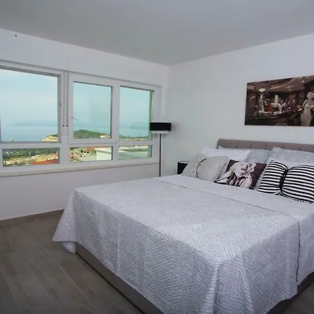 Lux Penthouse With Beautiful Sea And Island View 6 + 2 Apartament