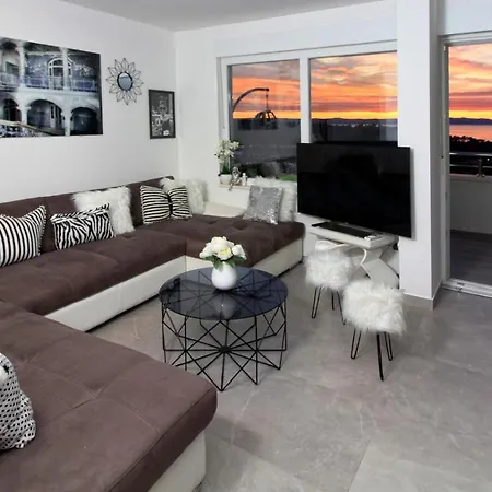 Apartament Lux Penthouse With Beautiful Sea And Island View 6 + 2 Makarska