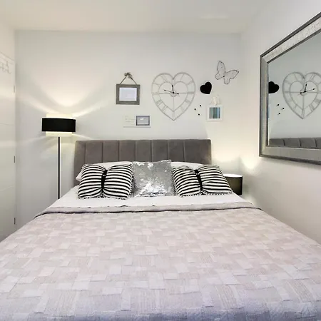 Apartament Lux Penthouse With Beautiful Sea And Island View 6 + 2 Makarska