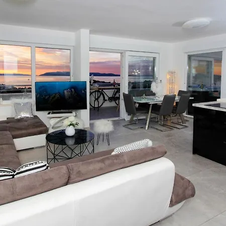 Apartament Lux Penthouse With Beautiful Sea And Island View 6 + 2